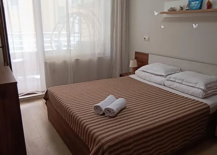 Megi Luxury * Ahyolu