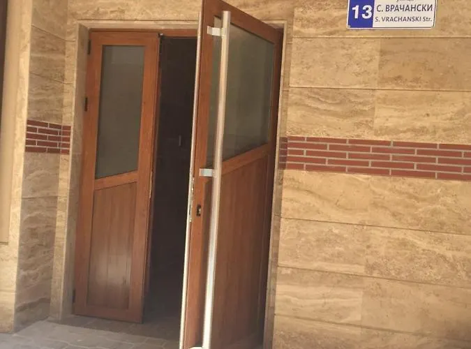 Megi Luxury * Ahyolu