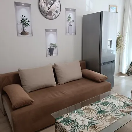 شقة Megi Luxury بوموري
