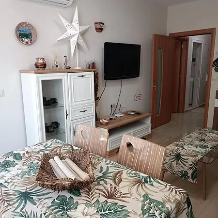 Apartment Megi Luxury Pomorie