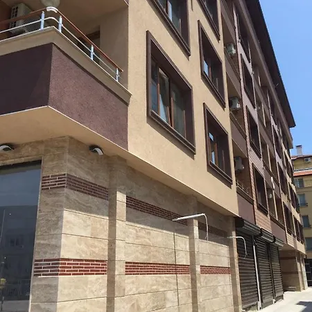 Megi Luxury Apartment Pomorie