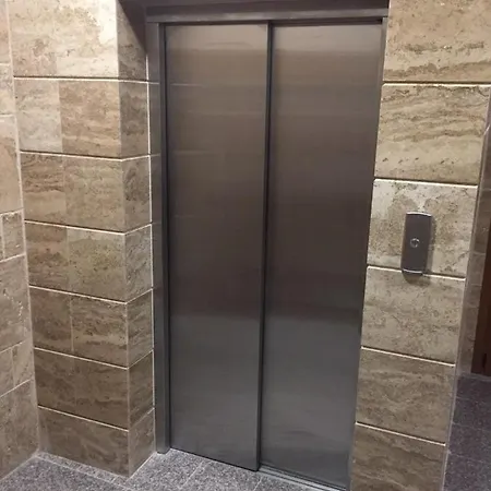 Megi Luxury Apartment Pomorie